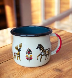 Kubek z motywem ludowym - 0,35 l - wypukły, kremowy z morskim środkiem 