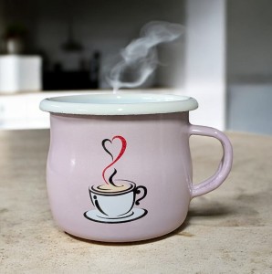 Kubek z  filiżanką - 0,25 l, wypukły  - różowy  