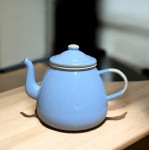 Imbryk na herbatę - poj. 1,4 l -  jasnoniebieski