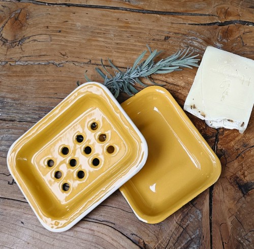 emaliowana mydelniczka_stojąca_żółta.jpg